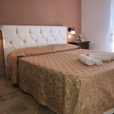 Pozzo Medievale Prignano Cilento Buitenkant foto