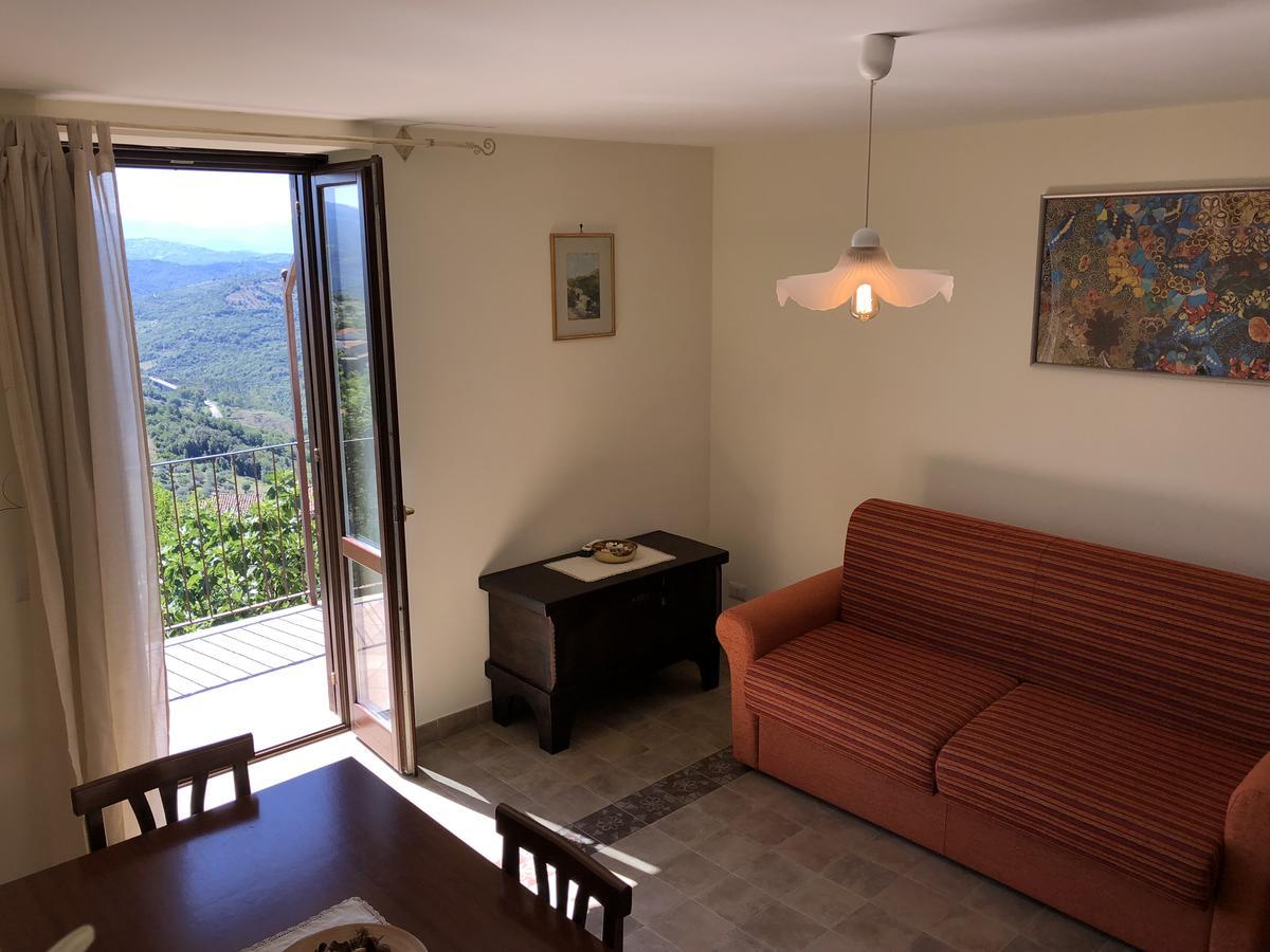 Pozzo Medievale Prignano Cilento Buitenkant foto